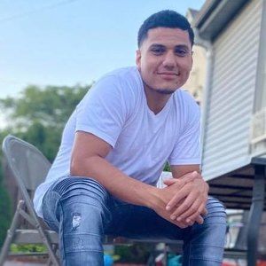 Meet your Posher, Juan